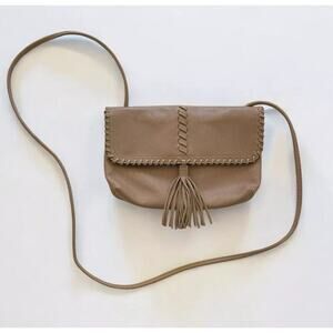 Clarks Western Leather Crossbody Bag Tan Tassel Adjustable Strap Whip Stitch